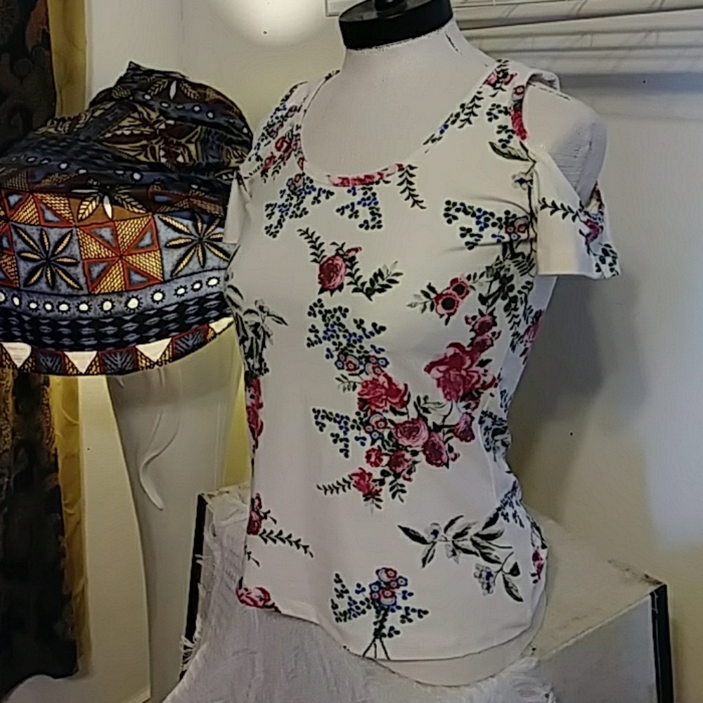 Womens Cold Shoulder Shirt Sz L Flower print T Shirt Top Casual HOT KISS B2